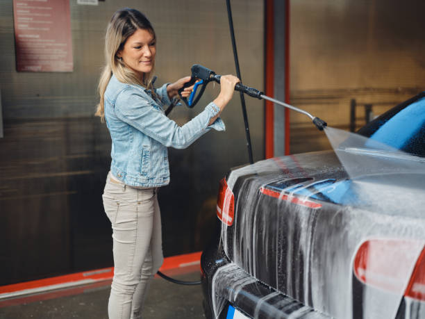 Best Roof Power Washing Services  in Lebanon, IL